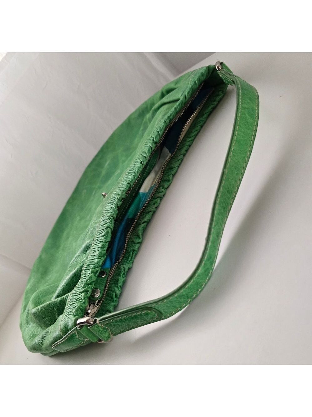 Marc by Marc Jacobs XL Green Leather Hobo Shoulder Bag - Picture 6 of 12